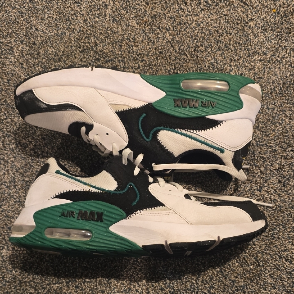 Nike Air Black and White Sneakers with Green Highlights - Picture 3 of 4